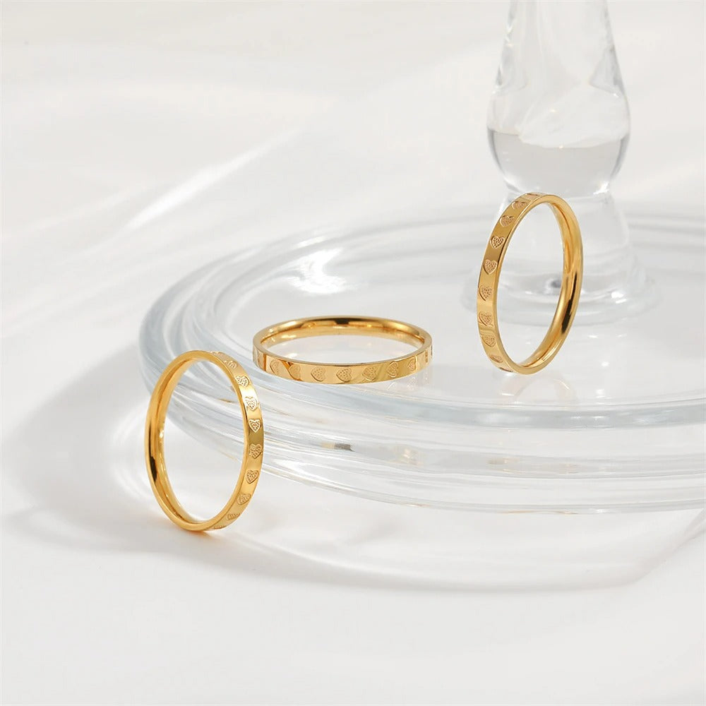 Bague Femme Anneau Gravé Cœurs