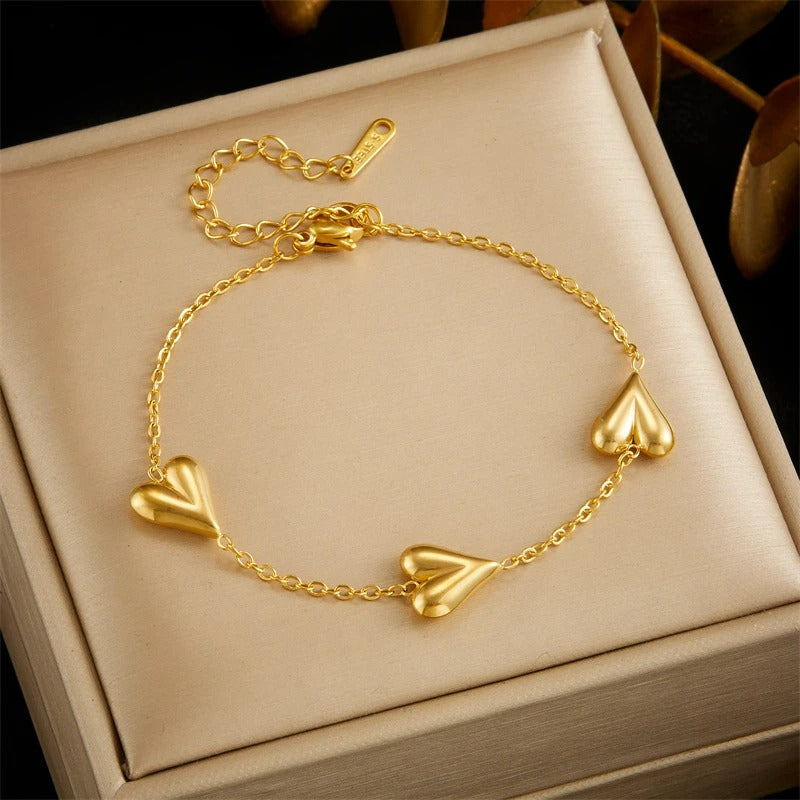 Bracelet Femme Chaine et Cœurs 3D