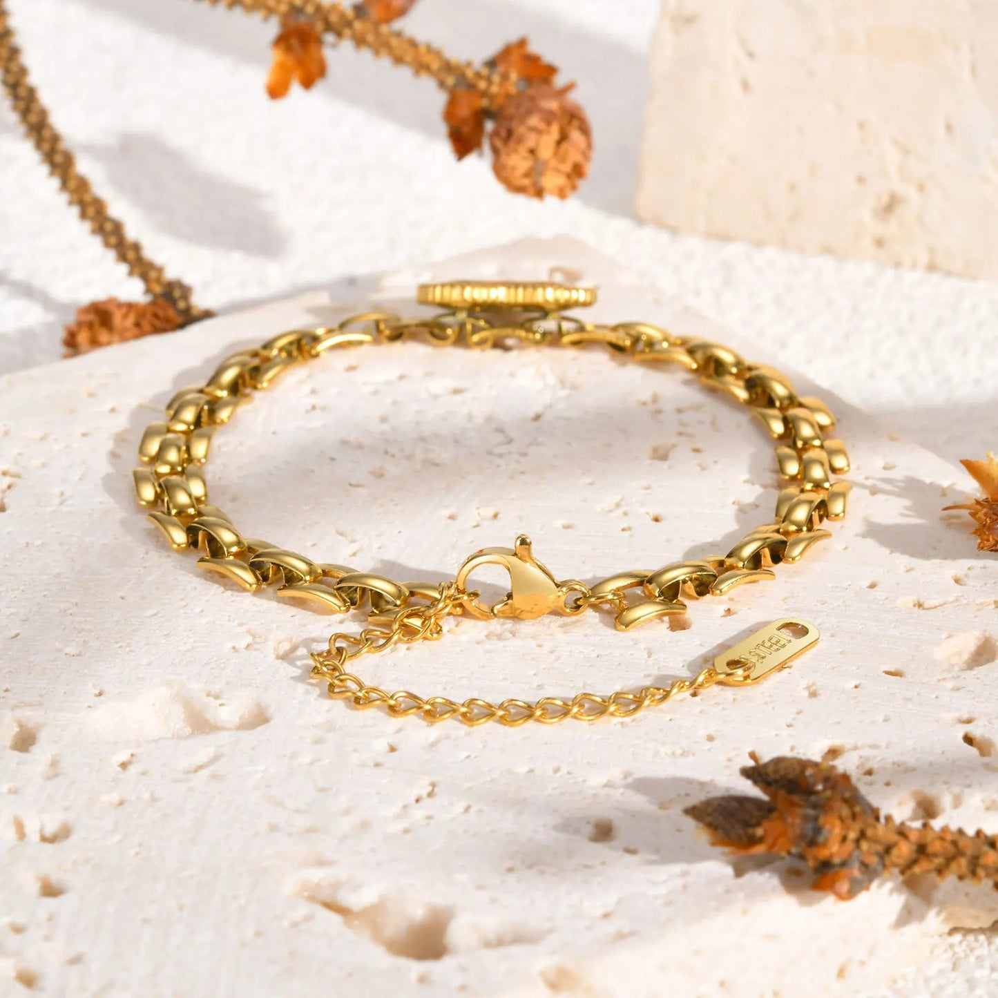Bracelet Femme Chaîne Dorée Cœur Satiné