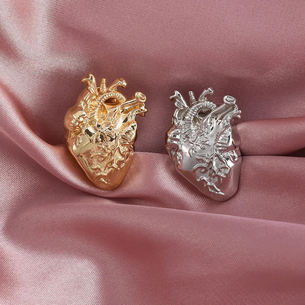 Broche Cœur Sculpté En Lumière