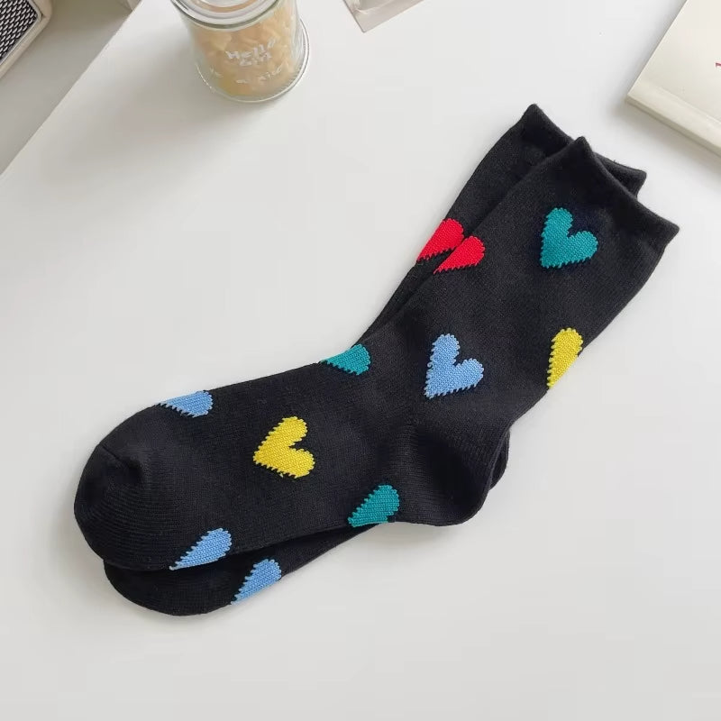 Chaussettes en Coton Respirant Motif Coeur sur fond gris
