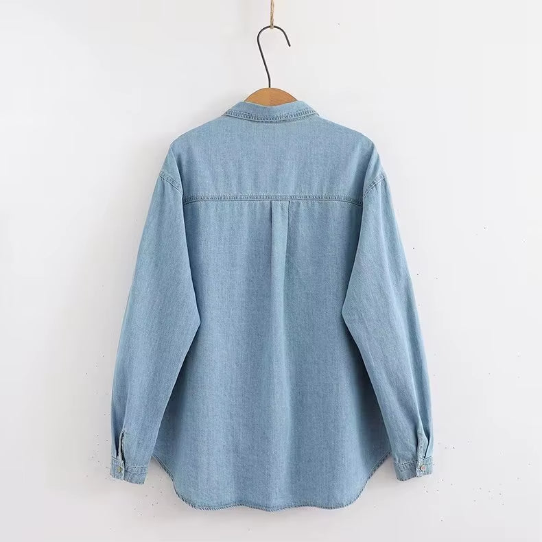 Chemise Femme en Denim avec Coeurs Brodés