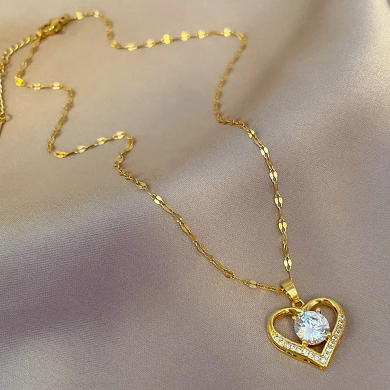Collier Femme Pendentif Cœur Scintillant
