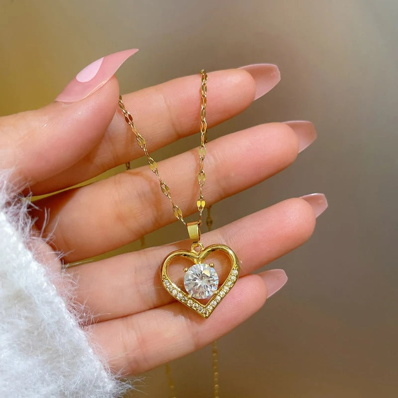 Collier Femme Pendentif Cœur Scintillant