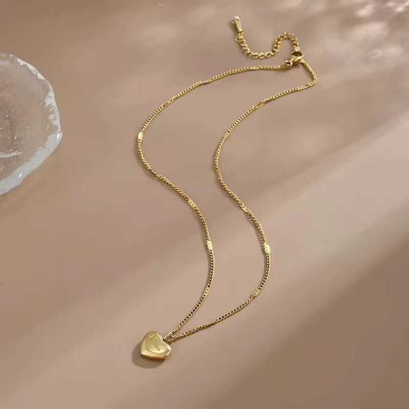 Collier Fin Pendentif Coeur "Love"