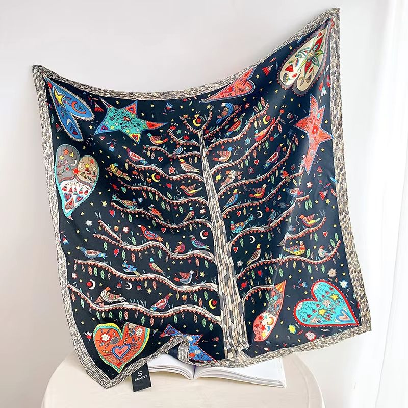 Foulard Femme Original et Coloré à Coeur