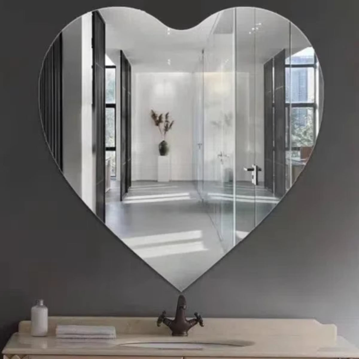 Miroir Mural Déco Fin en Coeur