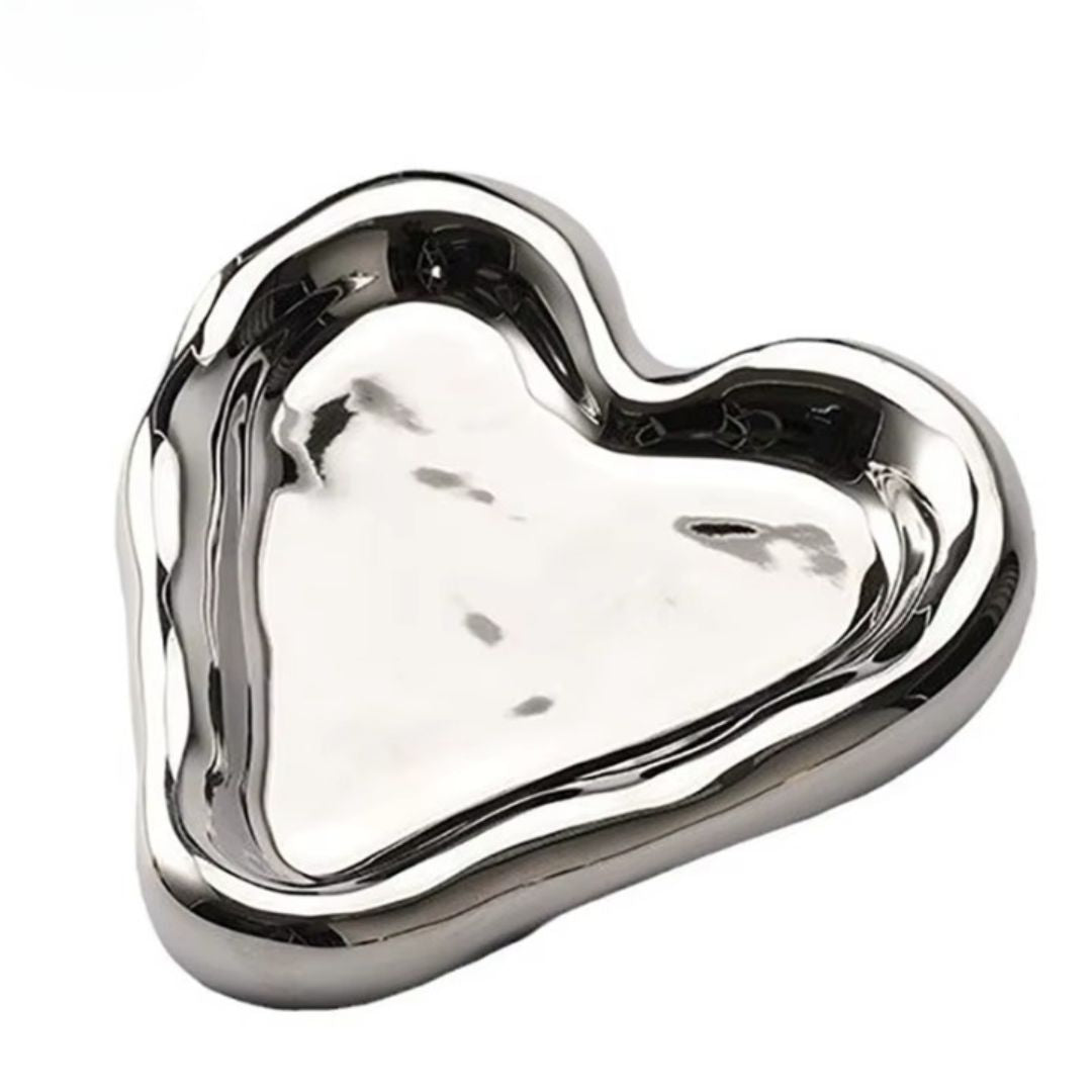 Plateau en Céramique pour Bijoux sur fond blanc