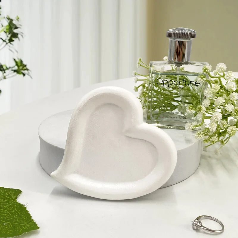 Plateau Support Bijoux en Résine Design Coeur