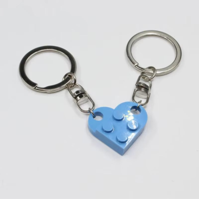Porte Clé Amitié Coeur Lego Coloré sur fond gris