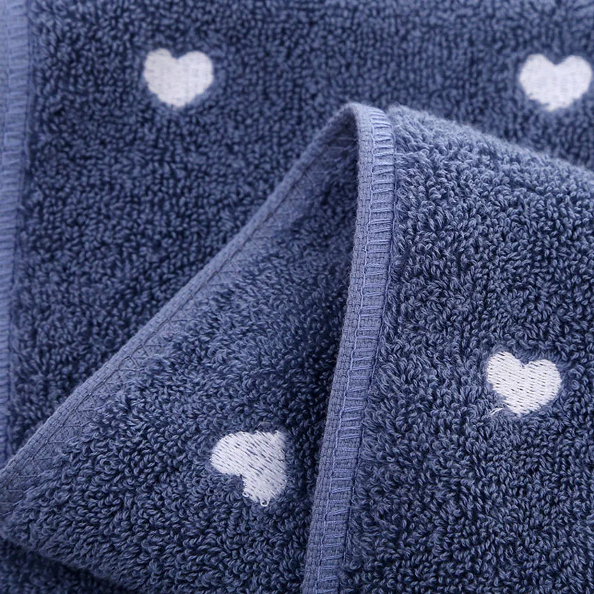 Serviette Brodée Coeur