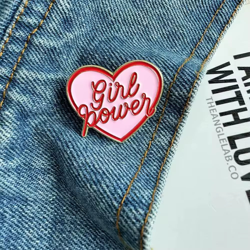 Broche Coeur Girl Power