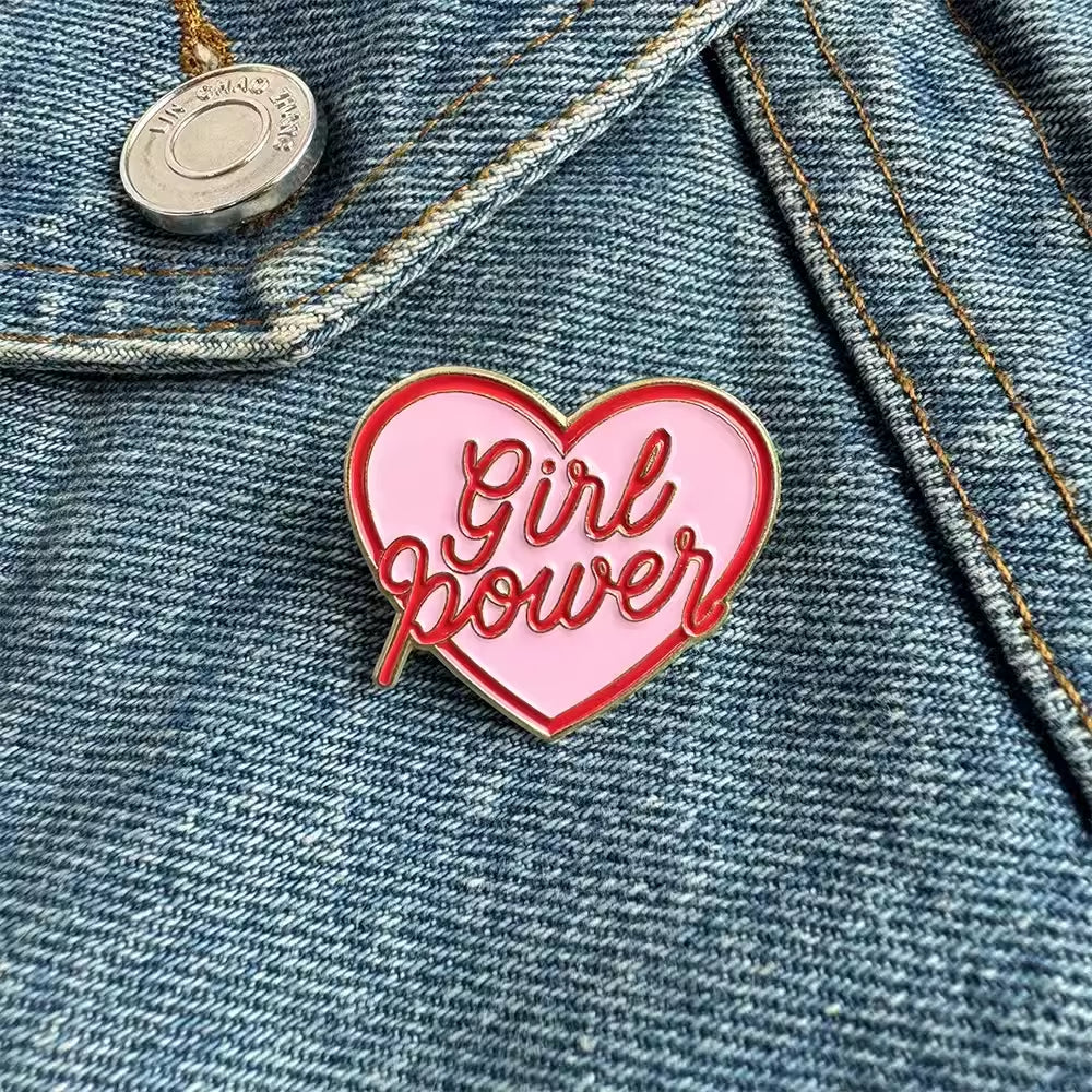 Broche Coeur Girl Power