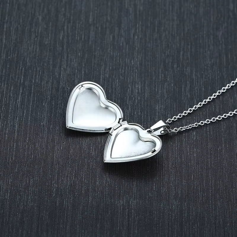 Collier Coeur Moderne et Raffiné