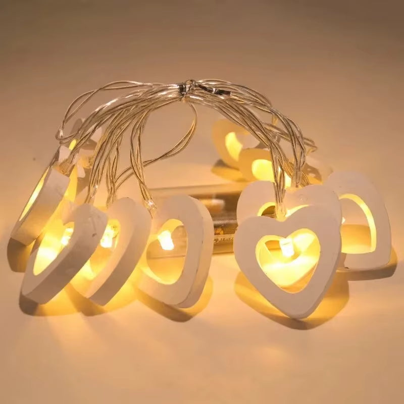 Guirlande Lumineuse Led Coeur Blanc sur fond beige